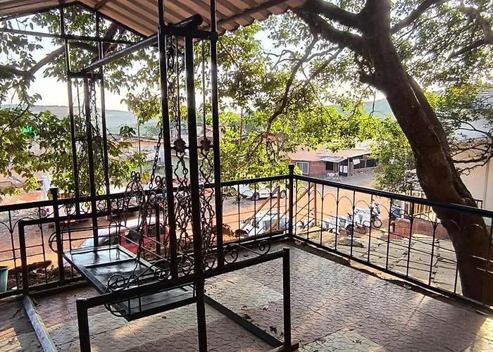 Hilltop Cottage Mahabaleshwar